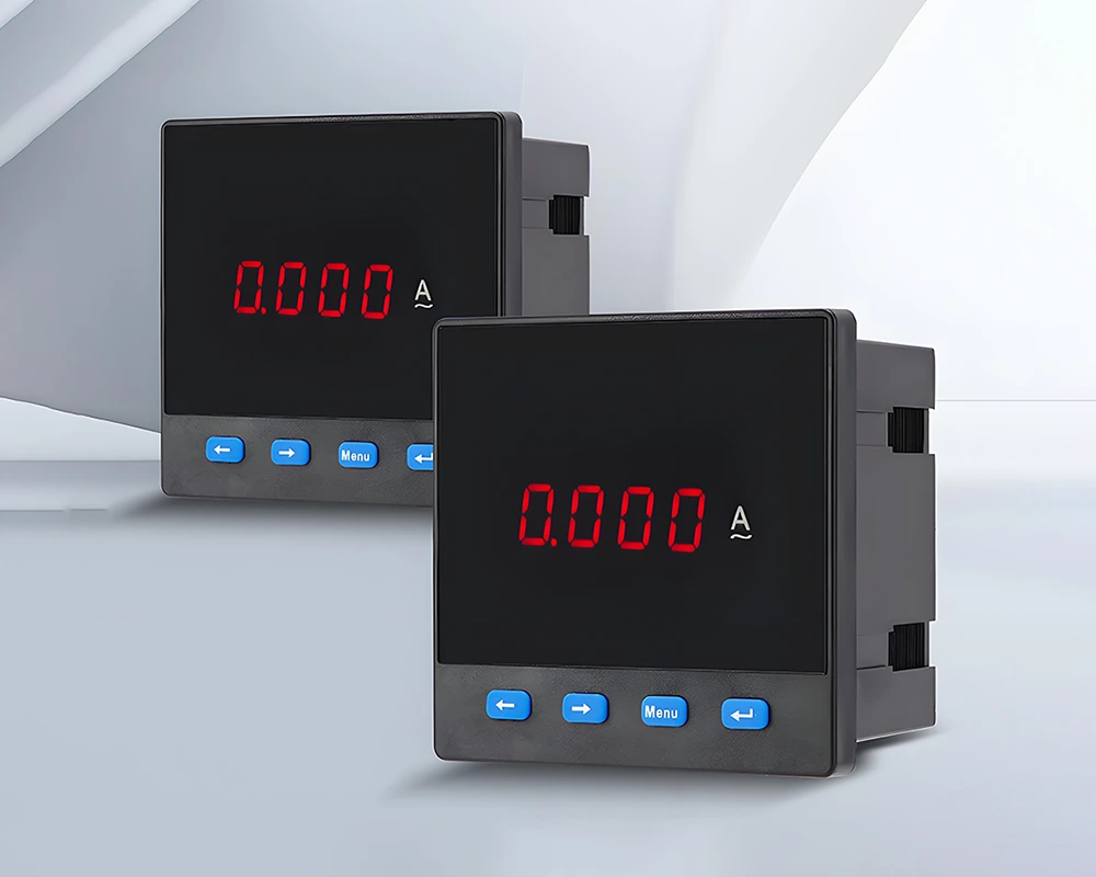 Tensione e misuratore di corrente